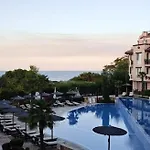 Saint John Sunny Relax * 소조폴